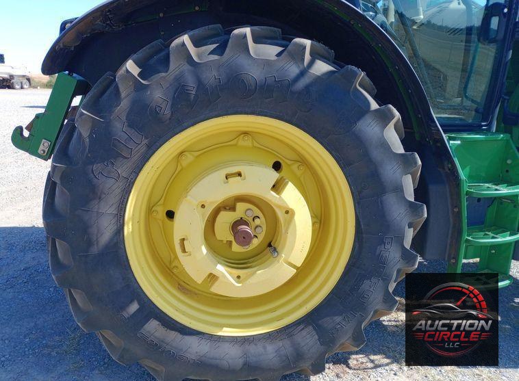 2015 John Deere 6125R MFWD tractor