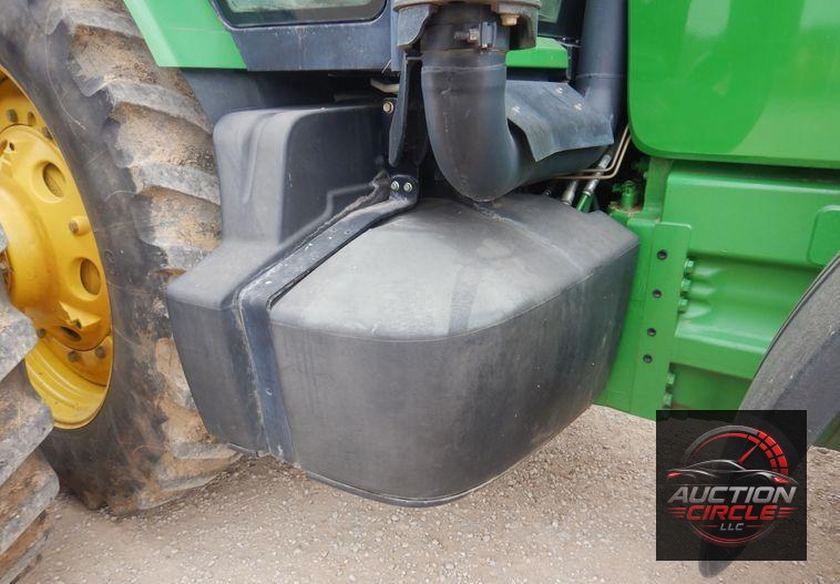 2010 John Deere 8225R MFWD tractor