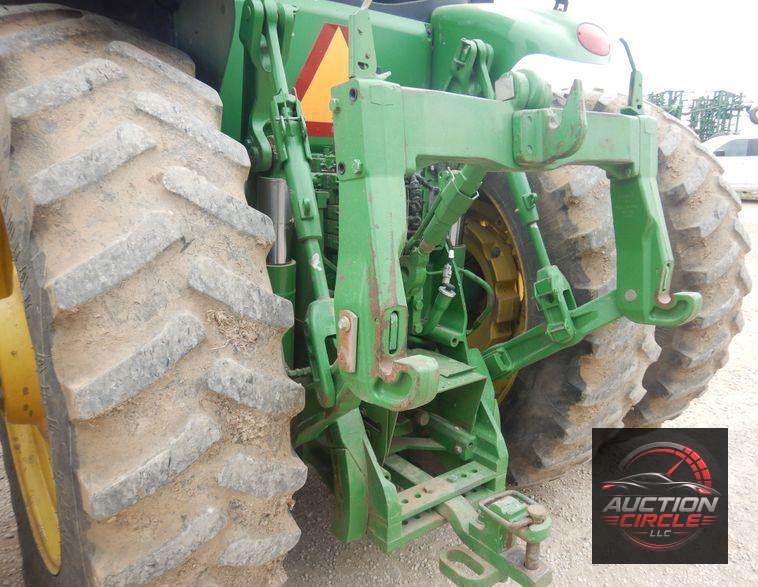 2010 John Deere 8225R MFWD tractor