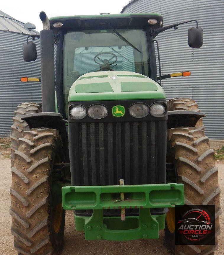 2010 John Deere 8225R MFWD tractor