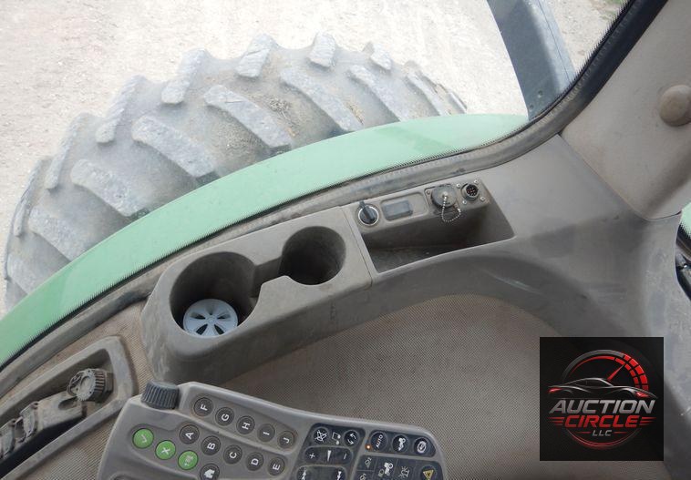 2010 John Deere 8225R MFWD tractor