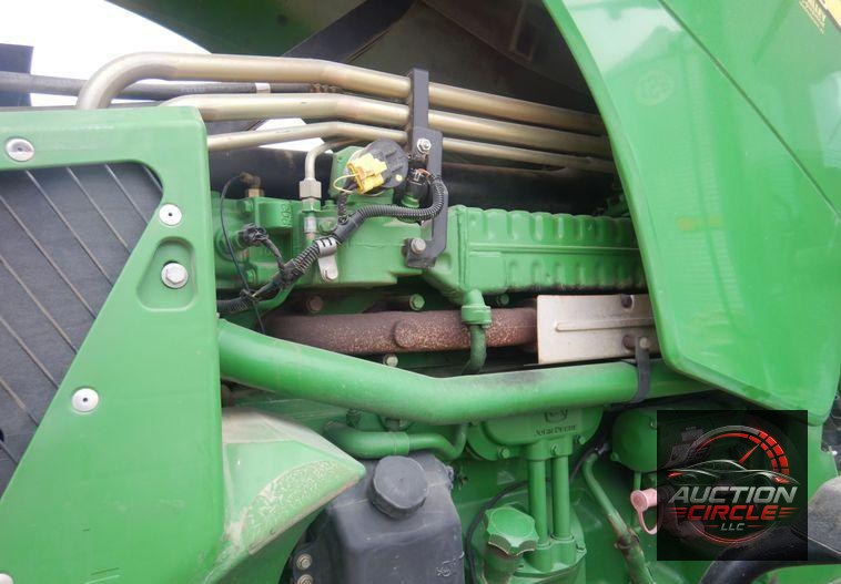 2010 John Deere 8225R MFWD tractor