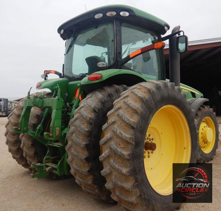 2010 John Deere 8225R MFWD tractor