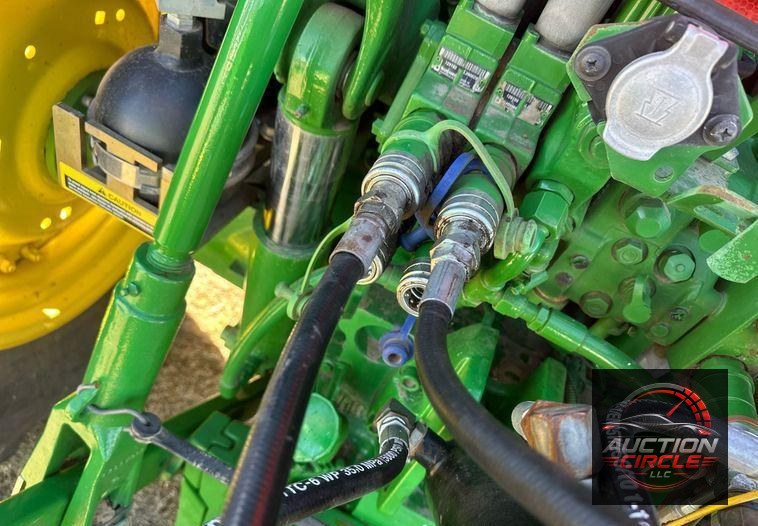 2014 John Deere 6125M  MFWD tractor