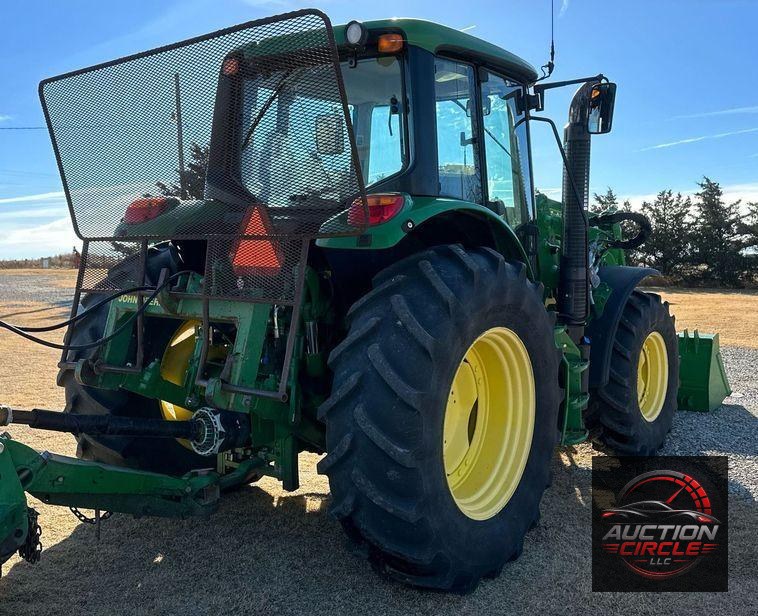 2014 John Deere 6125M  MFWD tractor