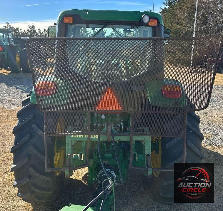2014 John Deere 6125M  MFWD tractor
