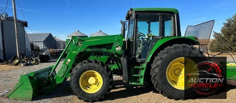 2014 John Deere 6125M  MFWD tractor