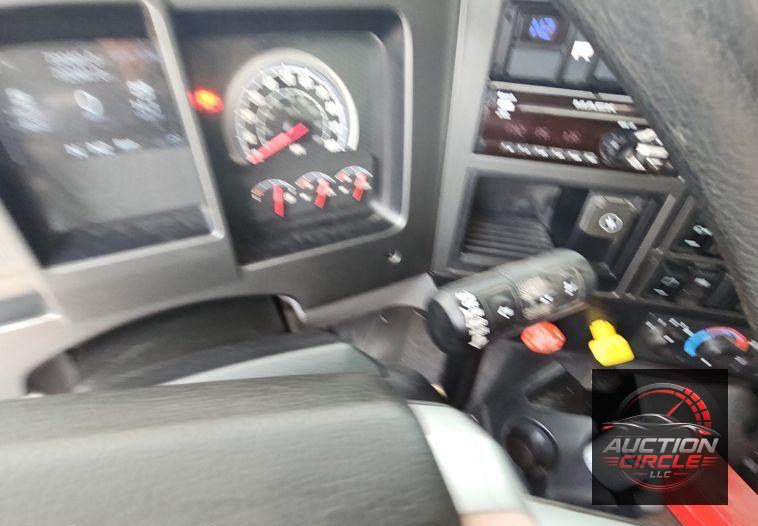 2021 Mack Granite  dump truck