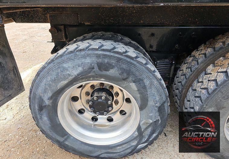 2021 Mack Granite  dump truck