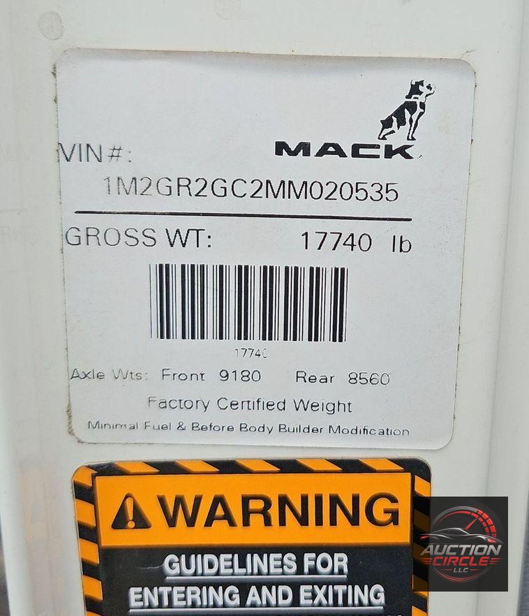 2021 Mack Granite  dump truck