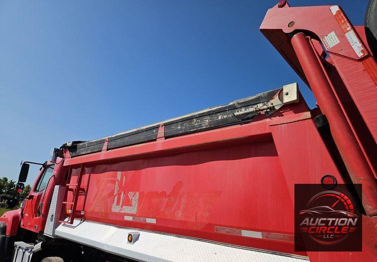 2012 Freightliner  114SD dump truck
