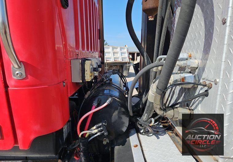 2012 Freightliner  114SD dump truck