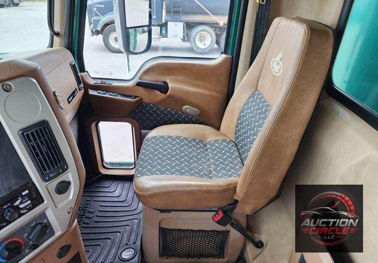 2018 Mack GU713  dump truck