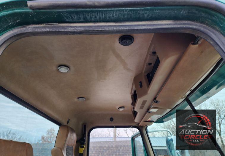 2018 Mack GU713  dump truck