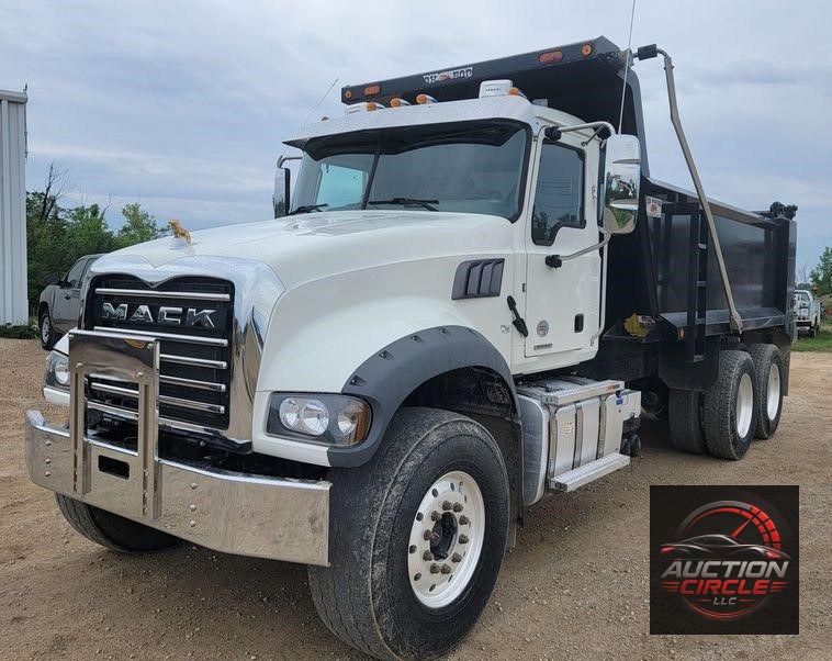 2021 Mack Granite  dump truck