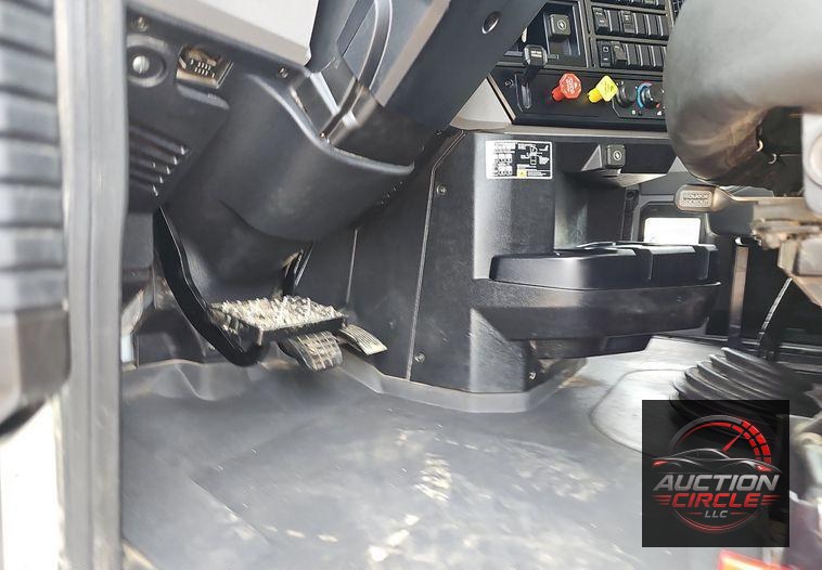 2021 Mack Granite  dump truck