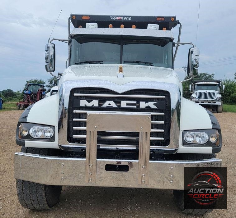 2021 Mack Granite  dump truck