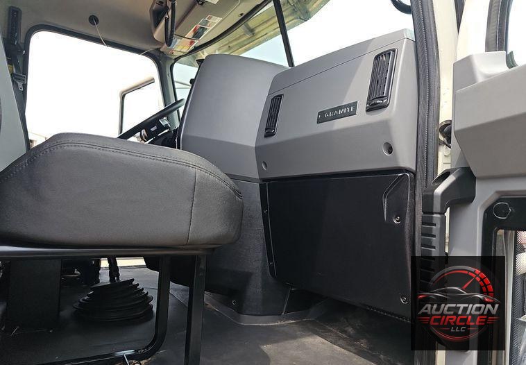 2021 Mack Granite  dump truck