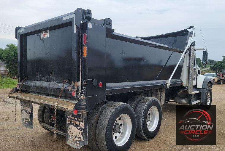 2021 Mack Granite  dump truck