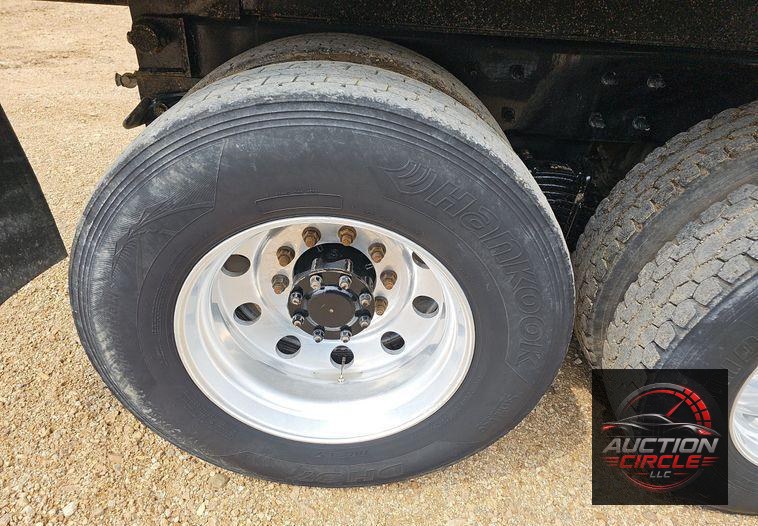 2021 Mack Granite  dump truck