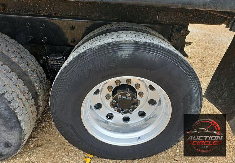 2021 Mack Granite  dump truck