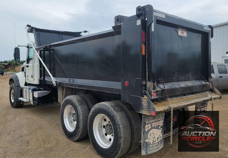 2021 Mack Granite  dump truck