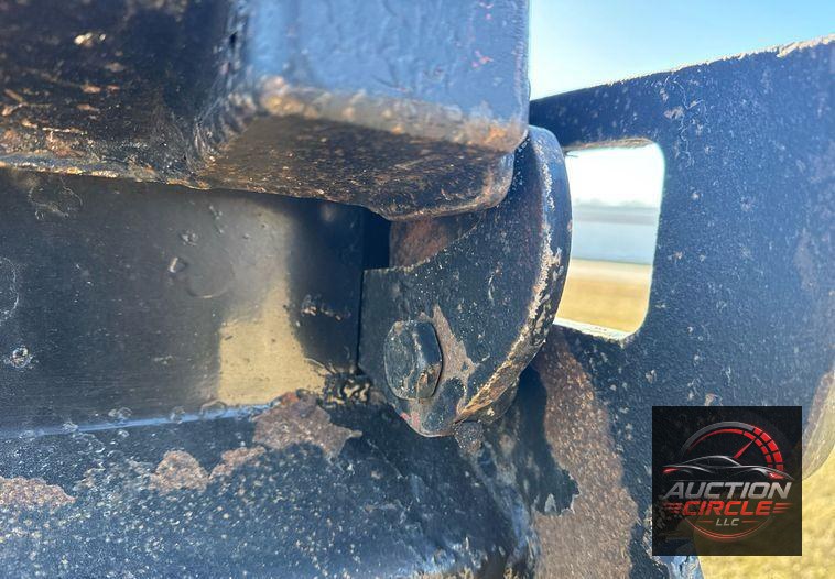 2019 Mack Granite dump truck