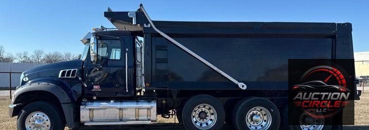 2019 Mack Granite dump truck