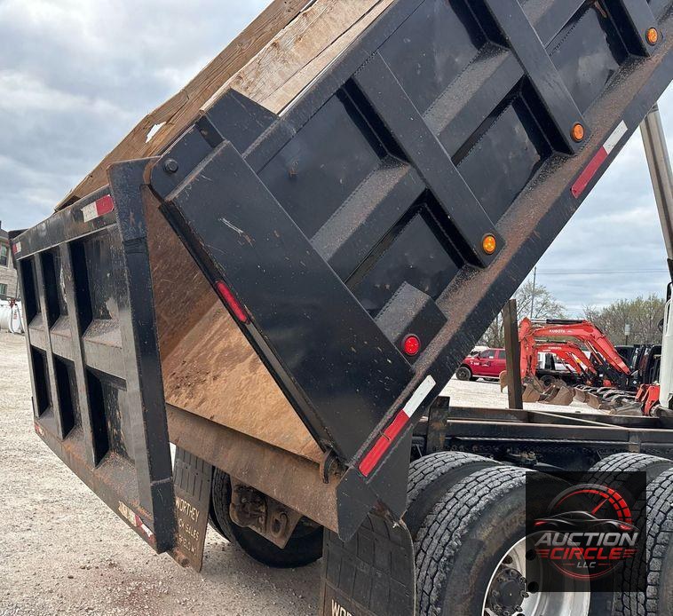 2020 Mack Pinnacle dump truck