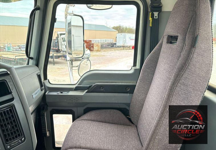 2020 Mack Pinnacle dump truck