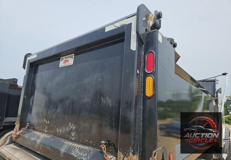 2021 Mack Granite  dump truck