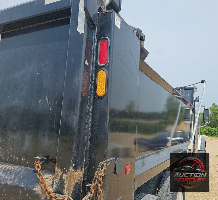 2021 Mack Granite  dump truck