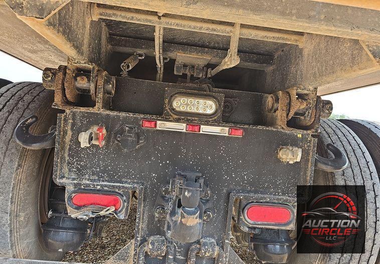 2021 Mack Granite  dump truck