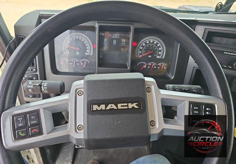 2021 Mack Granite  dump truck