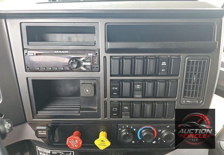 2021 Mack Granite  dump truck