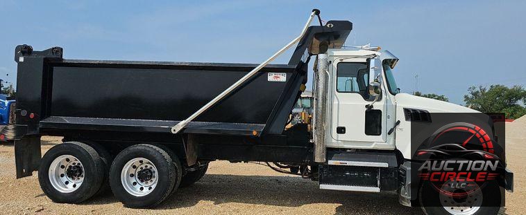 2021 Mack Granite  dump truck