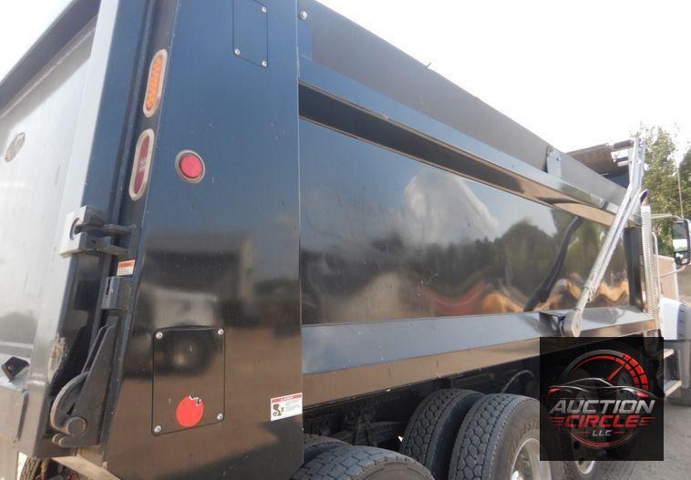 2021 Mack Granite  dump truck
