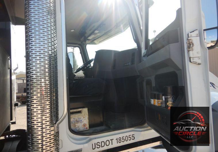 2021 Mack Granite  dump truck