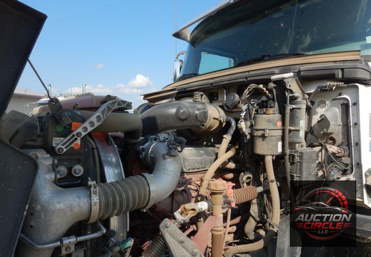 2021 Mack Granite  dump truck