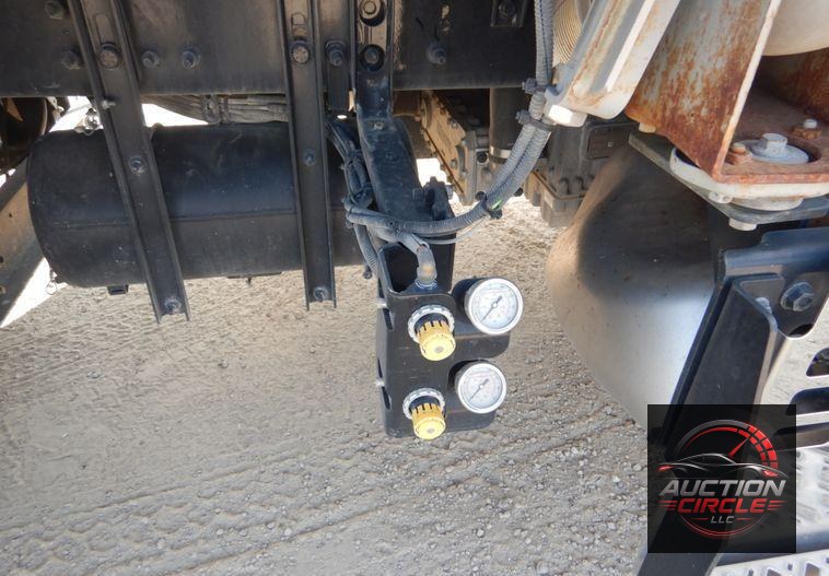 2021 Mack Granite  dump truck
