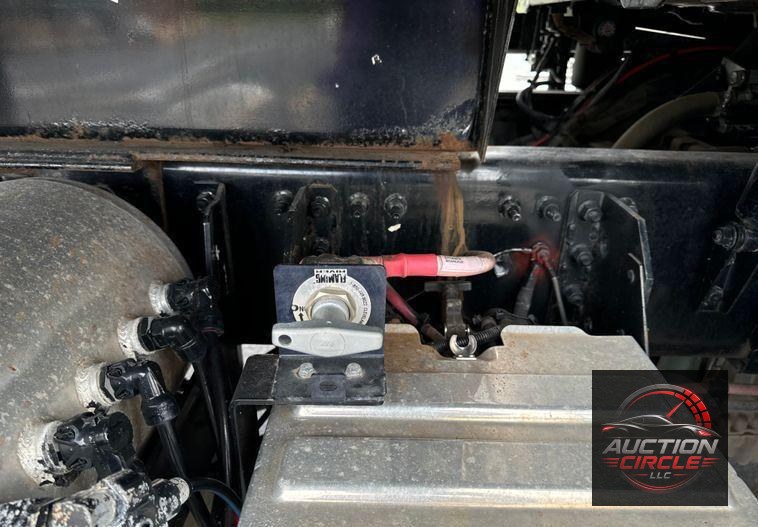 2019 Mack Granite dump truck
