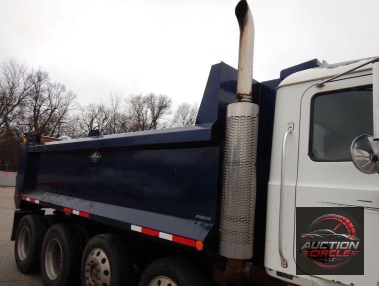 2007 Mack GU713  dump truck
