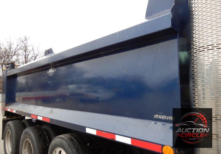 2007 Mack GU713  dump truck