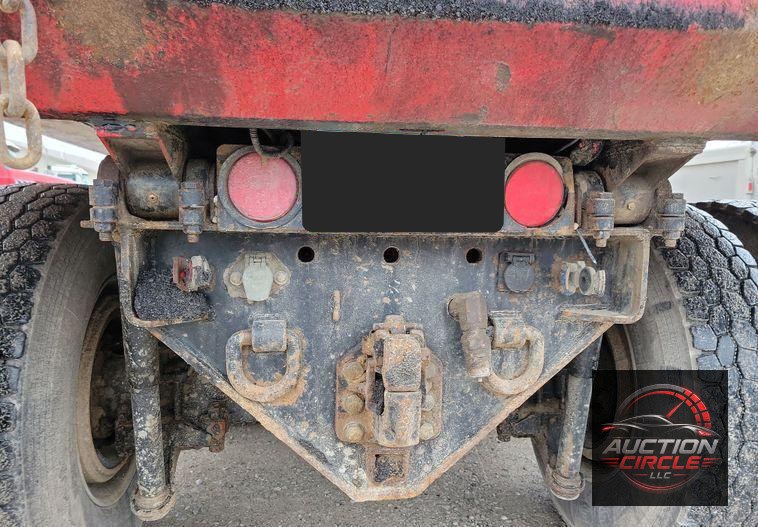 2018 Mack Granite GU700 dump truck