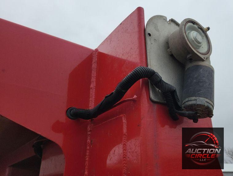 2018 Mack Granite GU700 dump truck