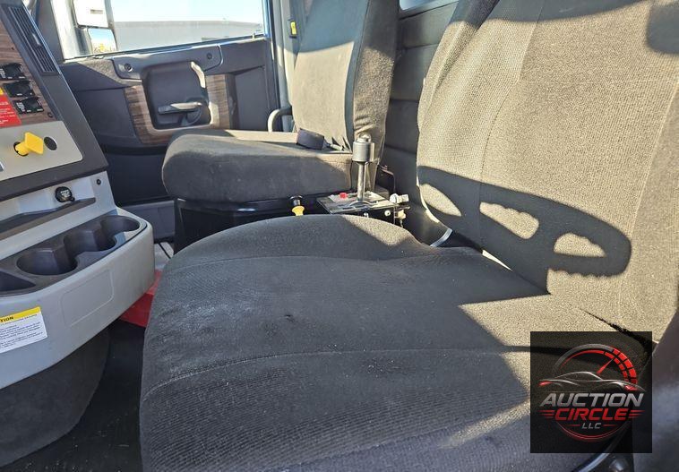 2016 Freightliner Coronado 122SD  dump truck