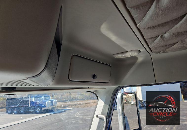 2016 Freightliner Coronado 122SD  dump truck