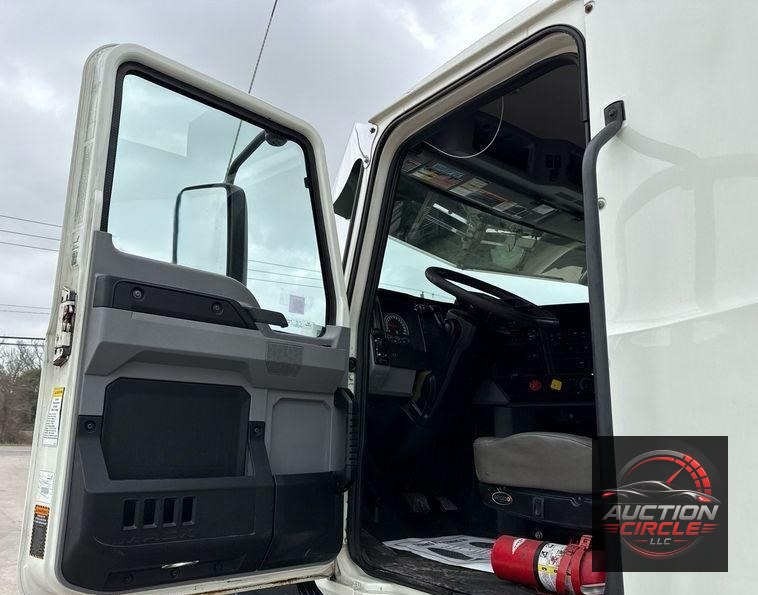 2019 Mack Anthem dump truck