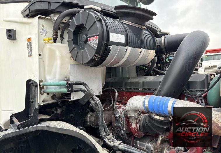 2019 Mack Anthem dump truck