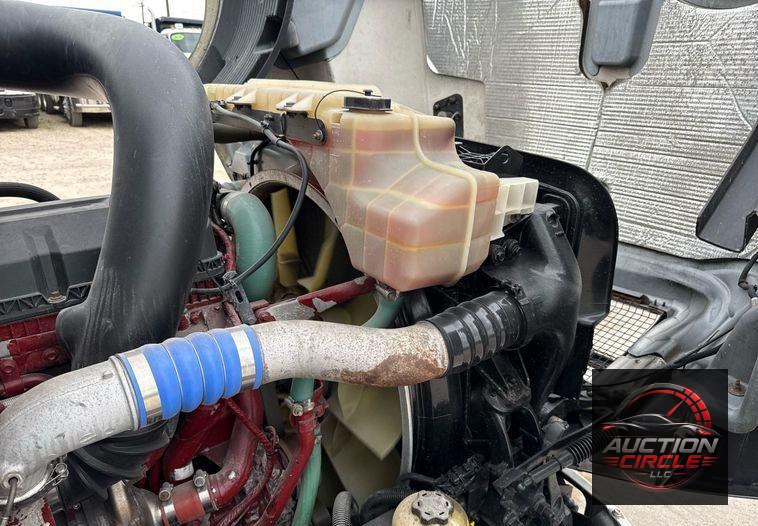 2019 Mack Anthem dump truck